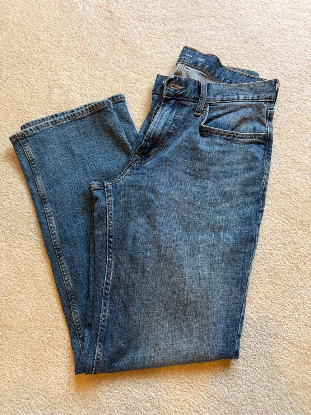 NEVER WORN Old Navy Loose Fit Men's Jeans in Medium Blue Wash